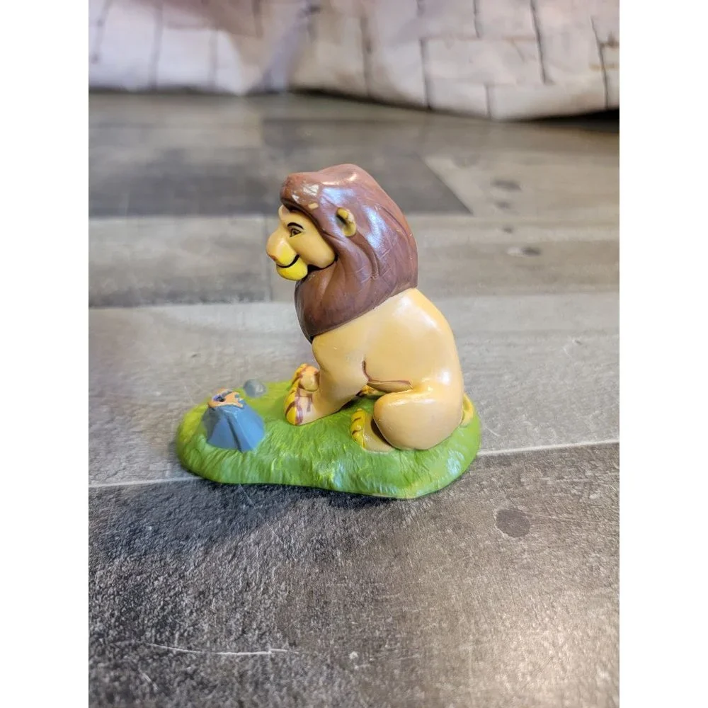 Lion‎ King Simba Grown Disney toy figure
